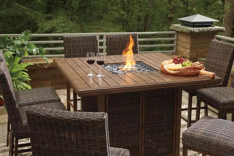 Picture of TRENTON SQUARE TABLE W/FIRE PIT - P750