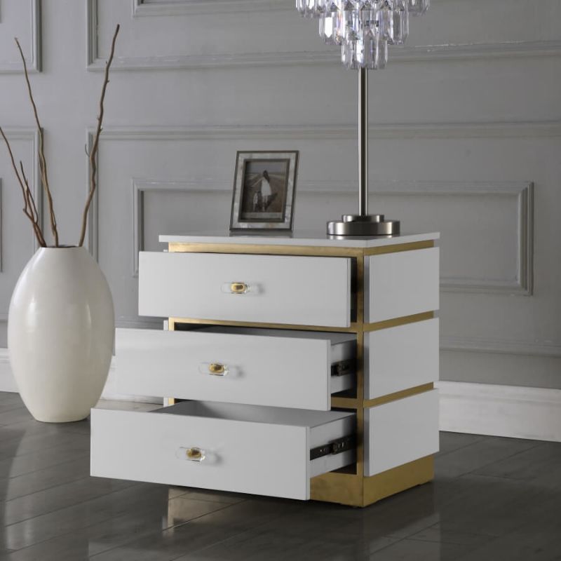 Picture of ESME END TABLE - 825